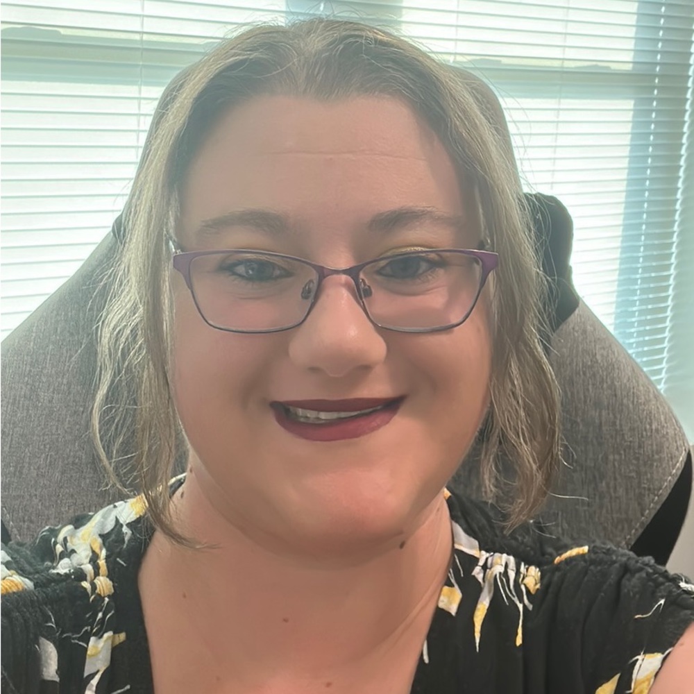 Meet your Posher, Hawna